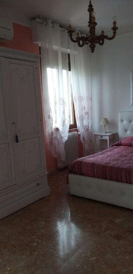 Antica Casa Di Famiglia Hotell Castiglione del Lago Exteriör bild