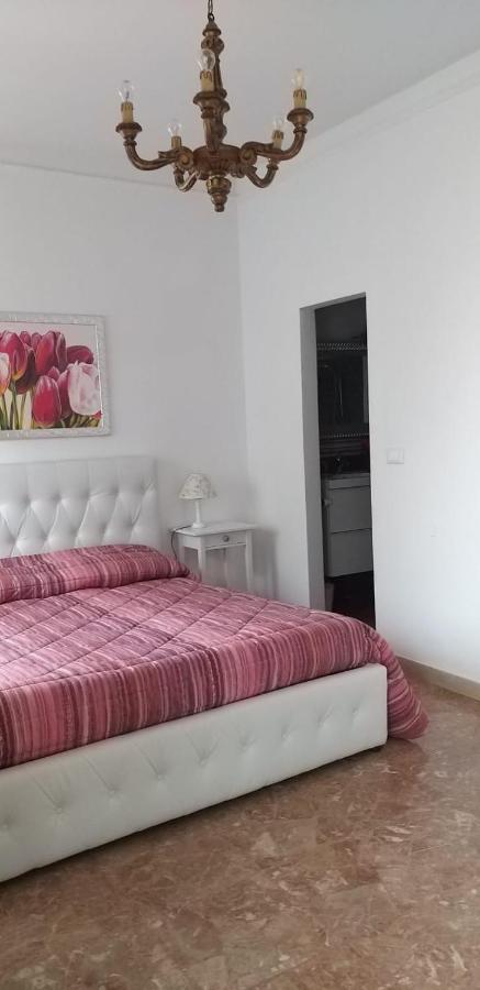 Antica Casa Di Famiglia Hotell Castiglione del Lago Exteriör bild