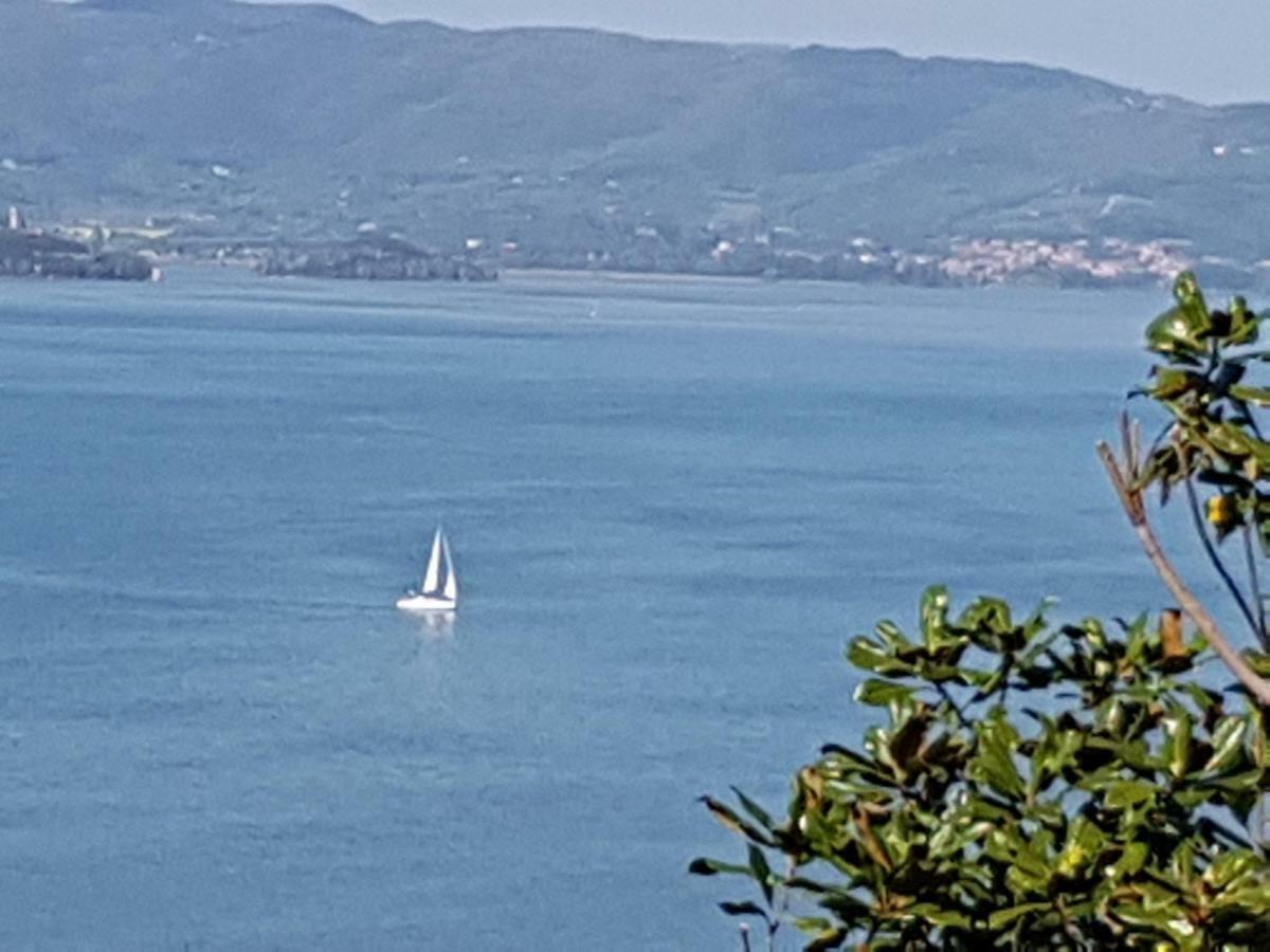 Antica Casa Di Famiglia Hotell Castiglione del Lago Exteriör bild