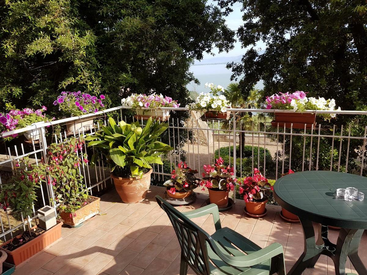 Antica Casa Di Famiglia Hotell Castiglione del Lago Exteriör bild