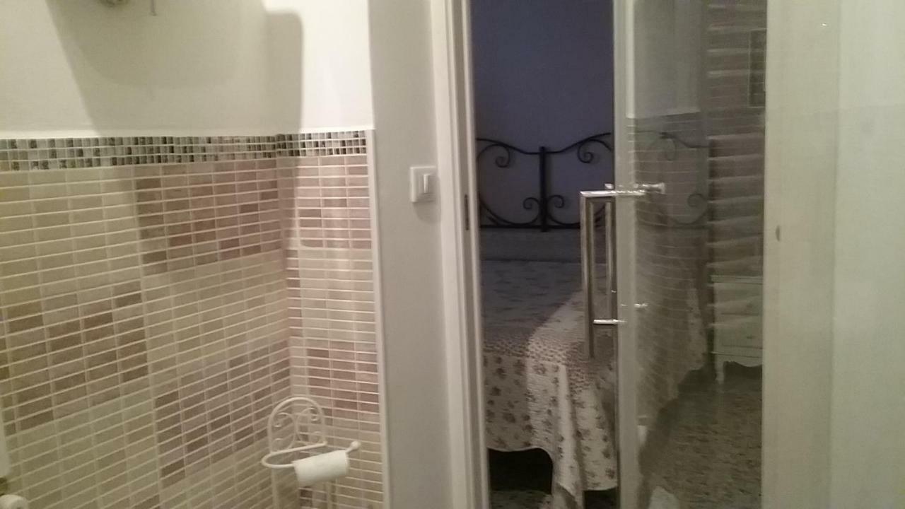 Antica Casa Di Famiglia Hotell Castiglione del Lago Exteriör bild