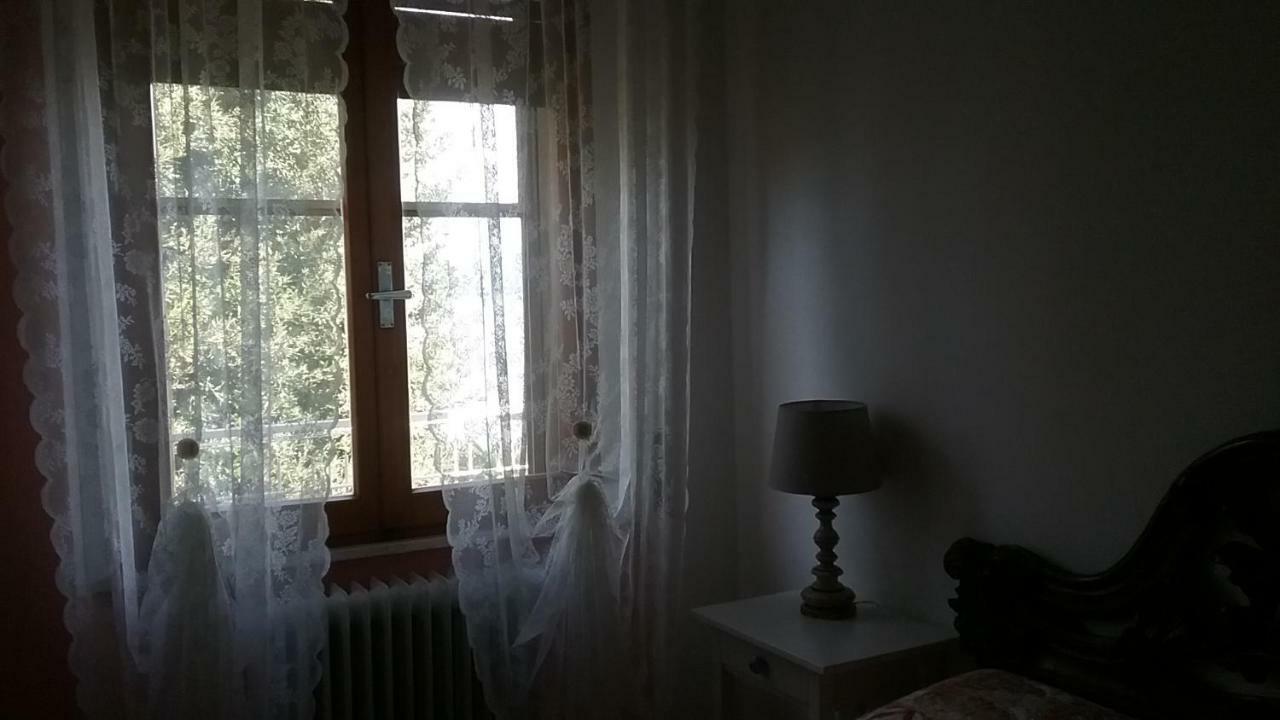 Antica Casa Di Famiglia Hotell Castiglione del Lago Exteriör bild